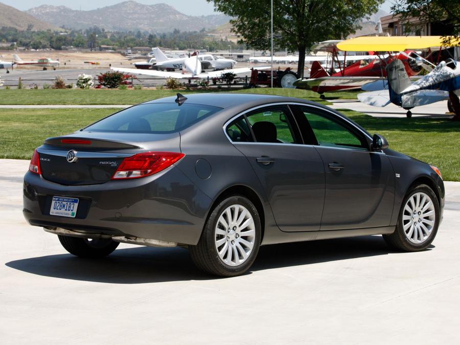  Buick Regal 2010 года  (фото 8 из 16)